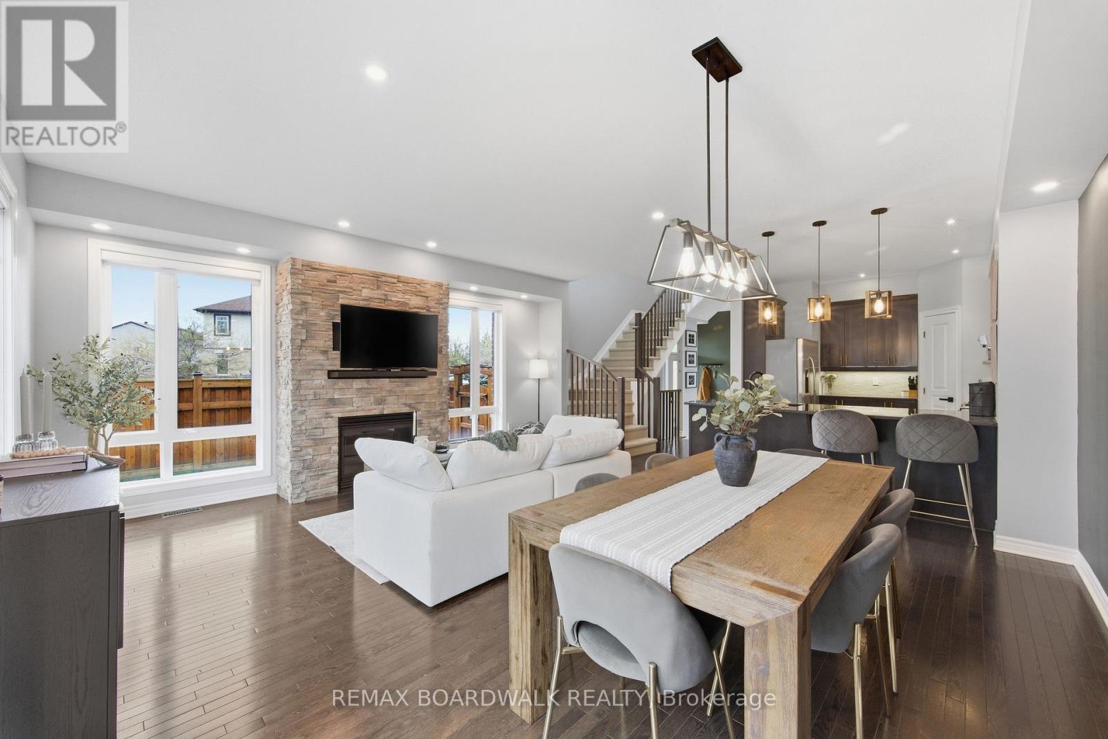 3 Bed, 3 Bath House for Rent in Ottawa – 375 COOKS MILL CRESCENT, Ottawa – MLS# X13670872 - Image 18