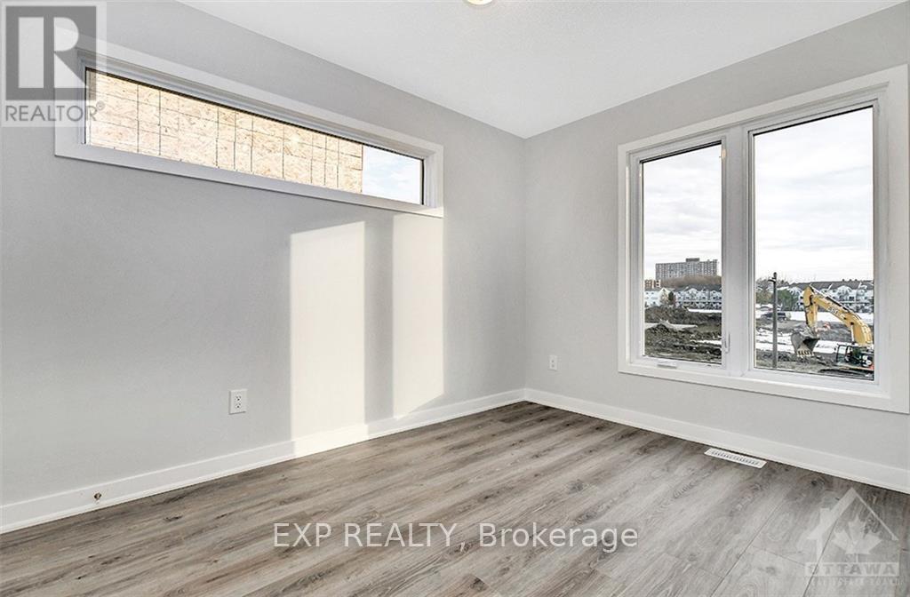 4 Bed, 2 Bath House for Rent in Ottawa – 821 MIKINAK ROAD, Ottawa – MLS# X13670992 - Image 26