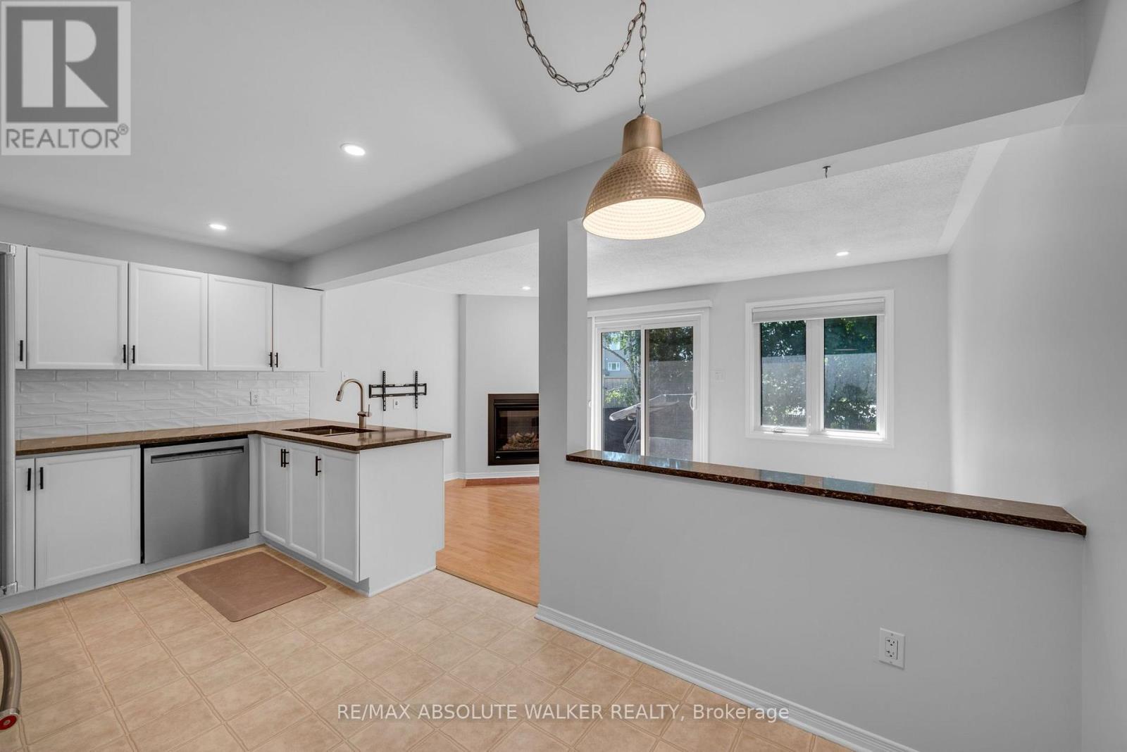 3 Bed, 2 Bath House for Sale in Ottawa – 65 HALLEY STREET, Ottawa – MLS# X13671026 - Image 15