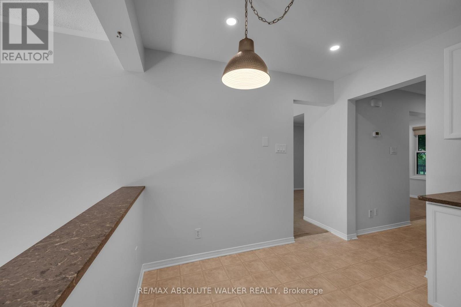 3 Bed, 2 Bath House for Sale in Ottawa – 65 HALLEY STREET, Ottawa – MLS# X13671026 - Image 16