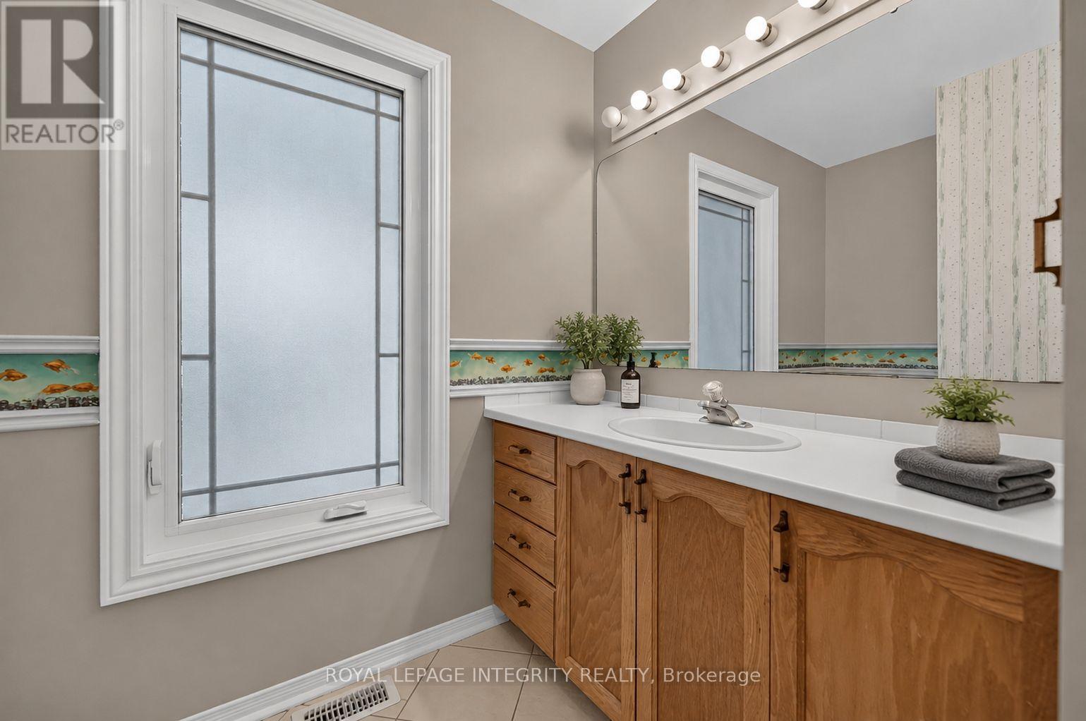 1957 CRESTMONT PLACE - 32