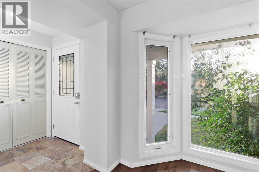 4712 60 Street Northeast - Photo 5