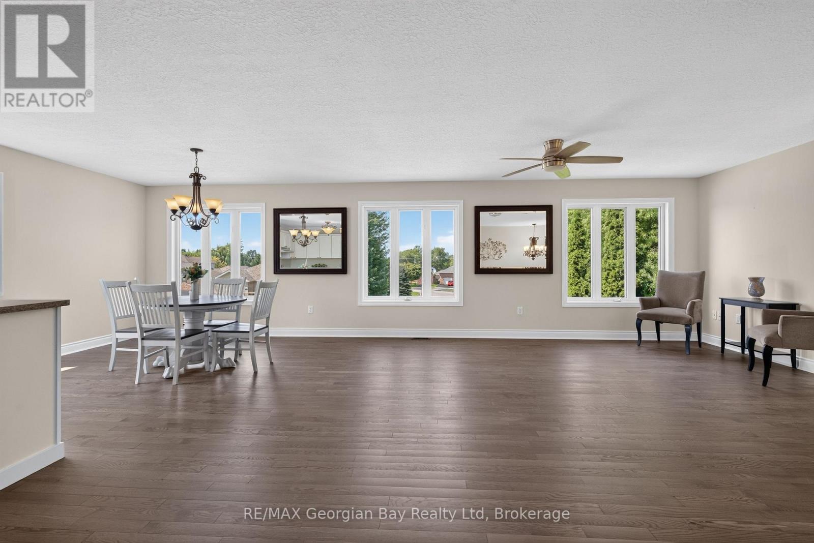 423 IRWIN STREET - 11