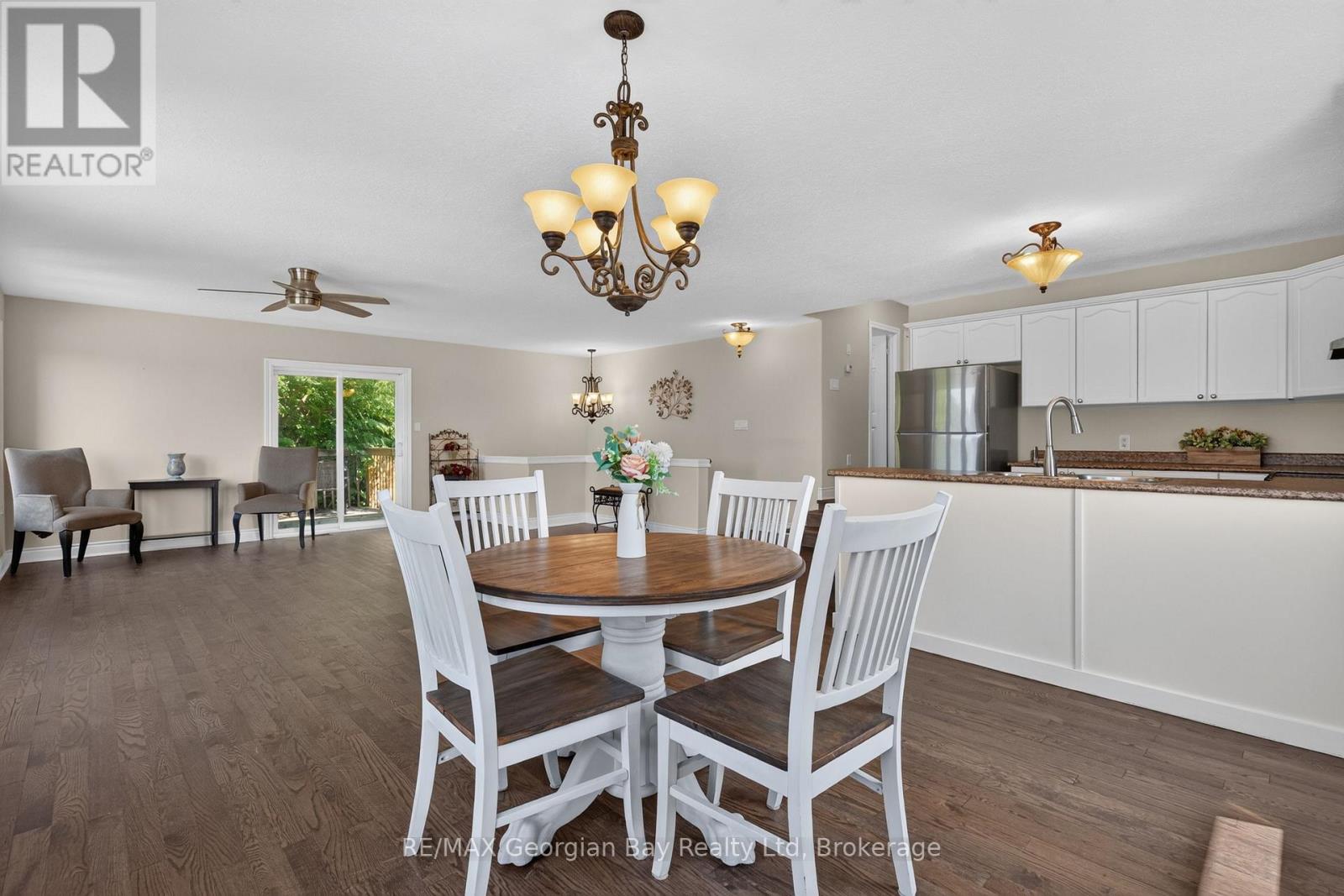 423 IRWIN STREET - 14