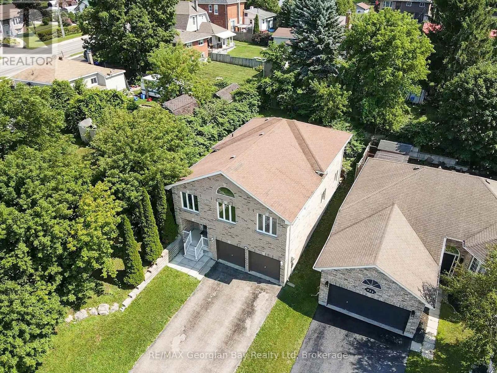 423 IRWIN STREET - Image 28