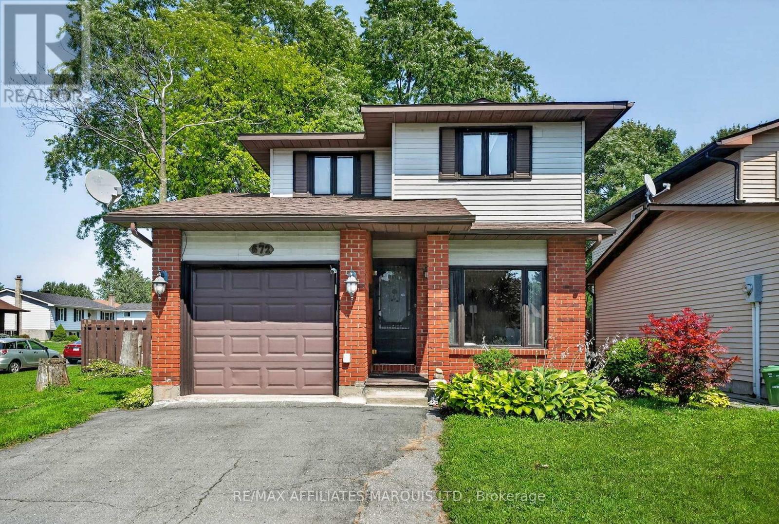 672 CHAMPLAIN DRIVE - 1