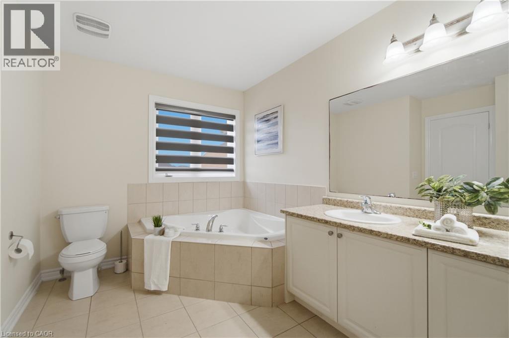 13 CRAFTSMAN Road - Image 28
