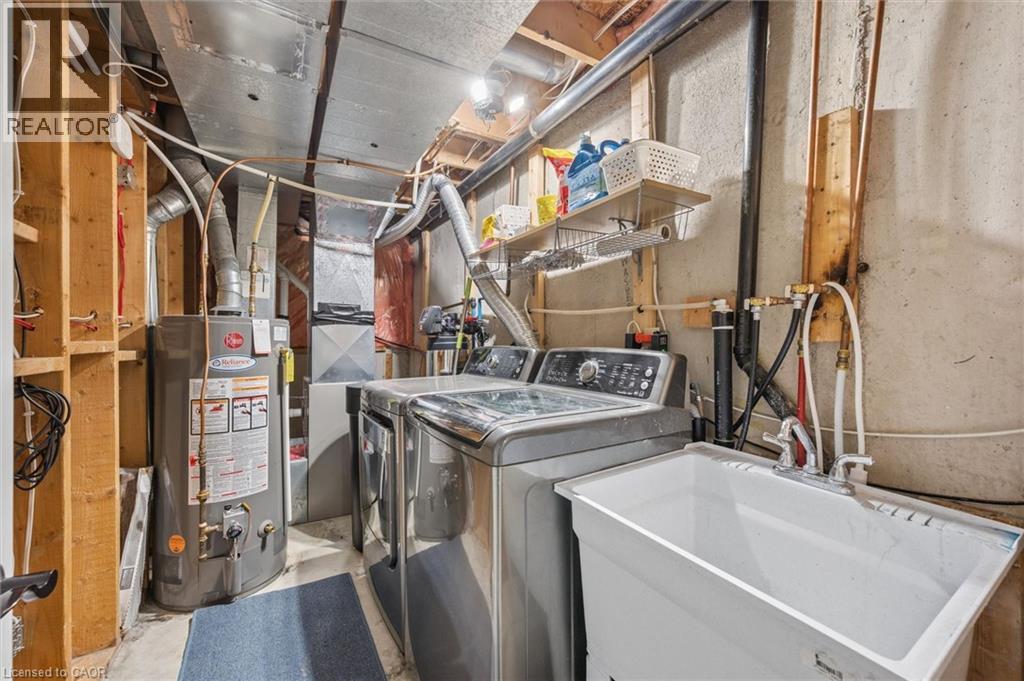 687 CHAMPLAIN Boulevard - 35