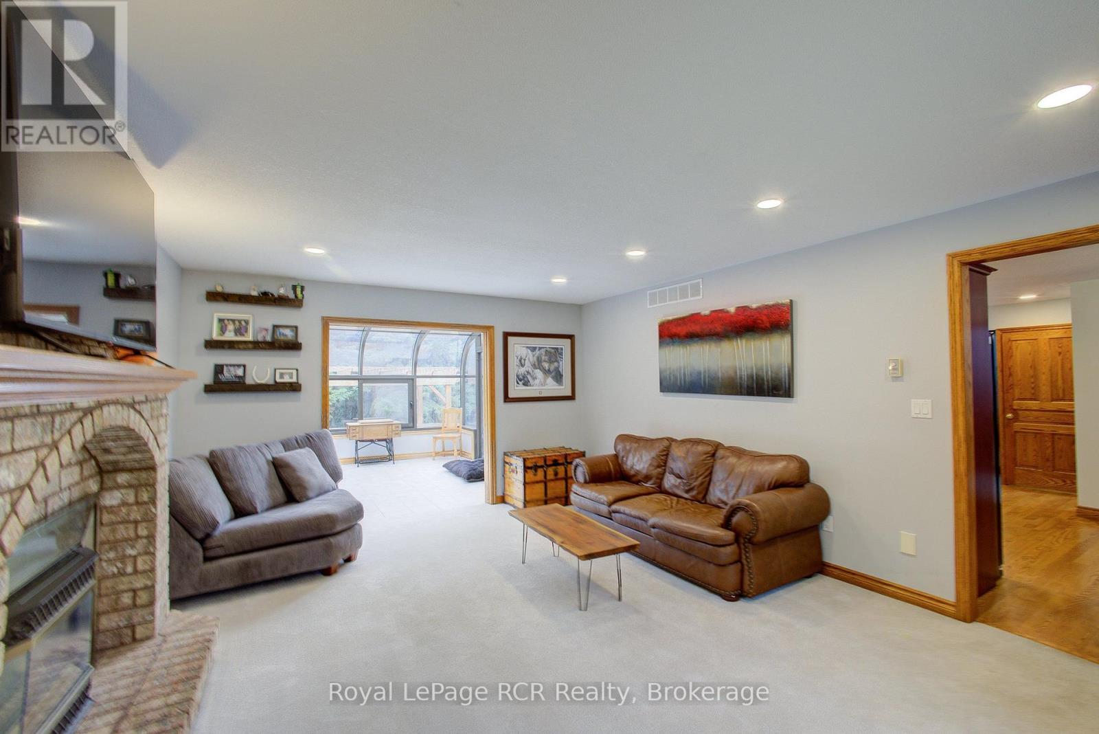 8187 WELLINGTON ROAD 109 ROAD - Image 15