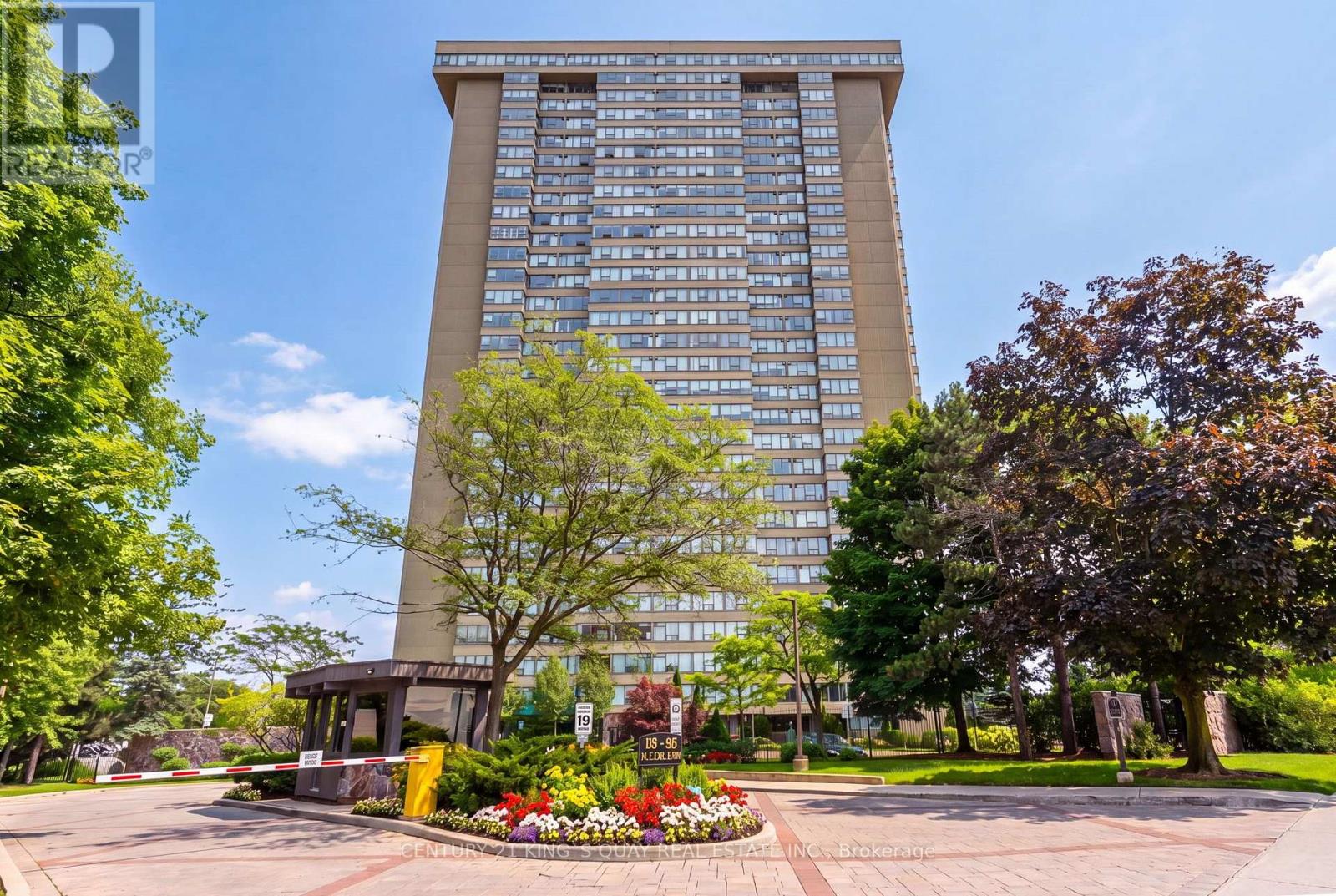 Photo of 55 Skymark Drive