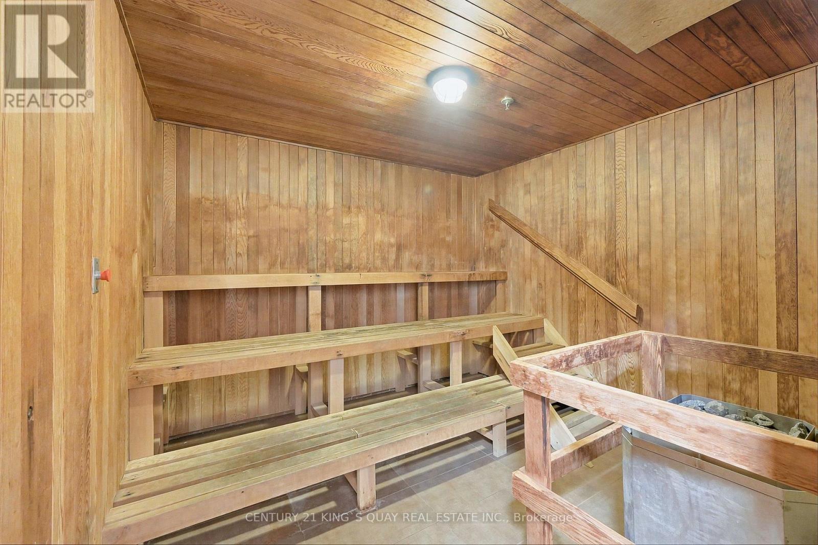 #1908 55 SKYMARK DRIVE - Image 36