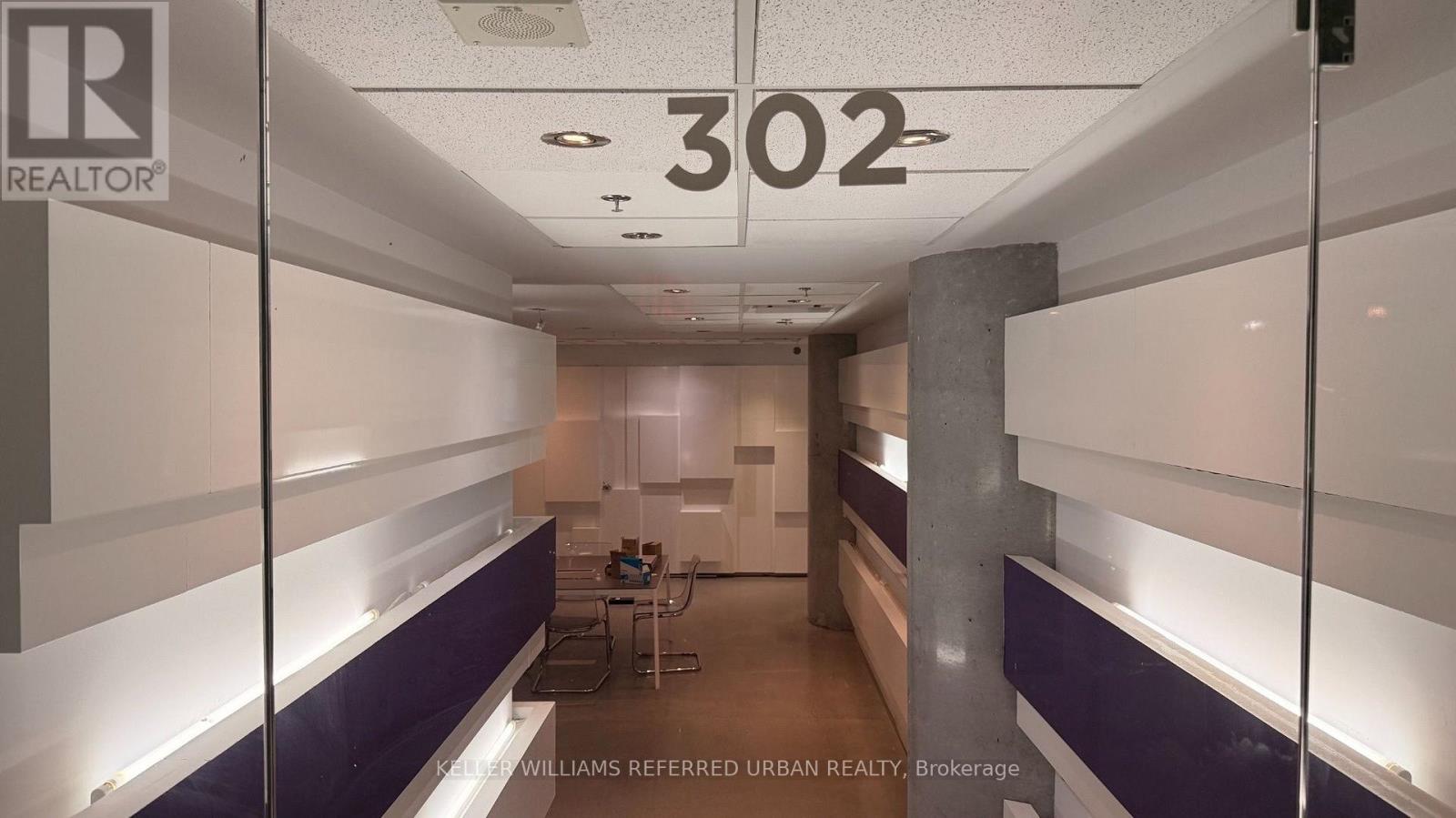 302 - 373 KING STREET W