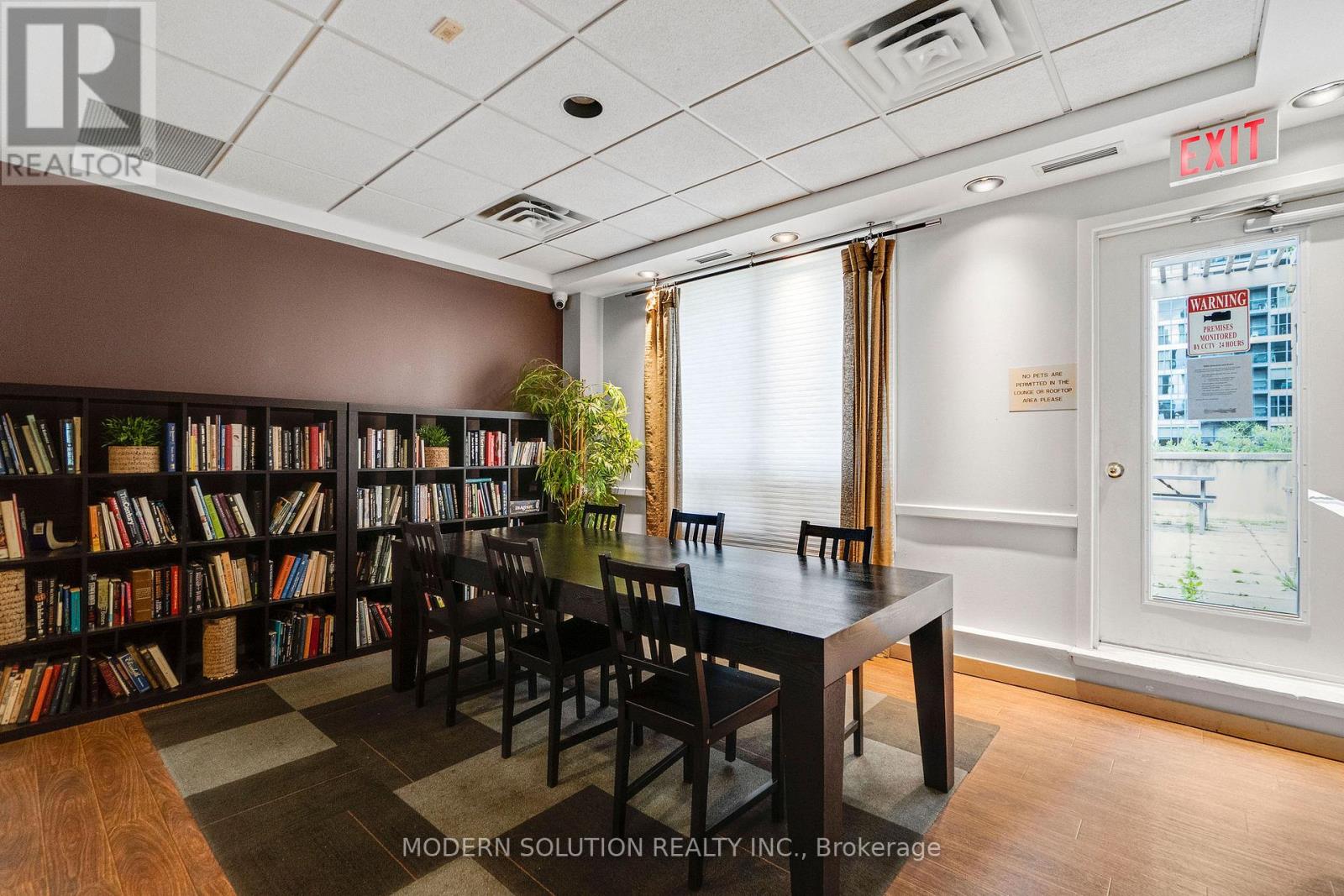 #201 99 HAYDEN STREET - 29