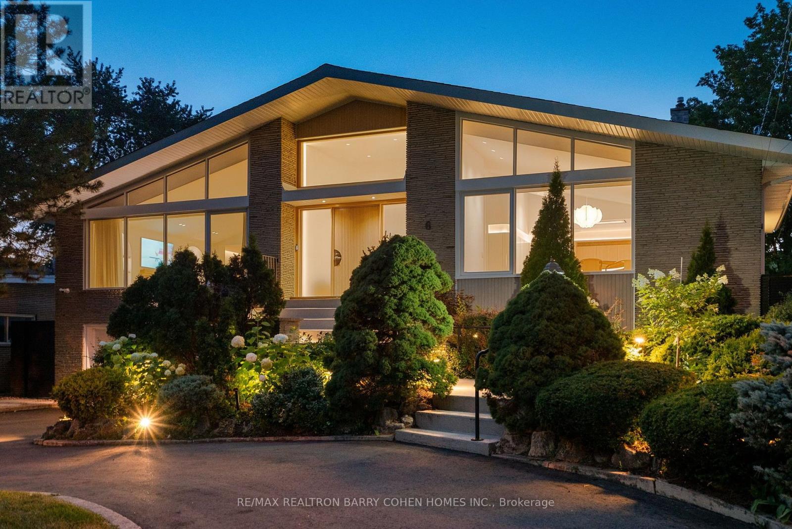 Listing photo of 6 DENMARK CRESCENT