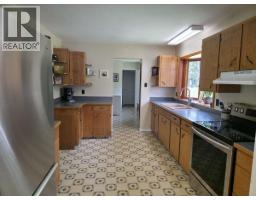 Primary Bedroom - 1055 Hudson Bay Mountain Road, Smithers, BC V0J2N4 Photo 7