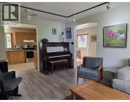 Pantry - 1055 Hudson Bay Mountain Road, Smithers, BC V0J2N4 Photo 10
