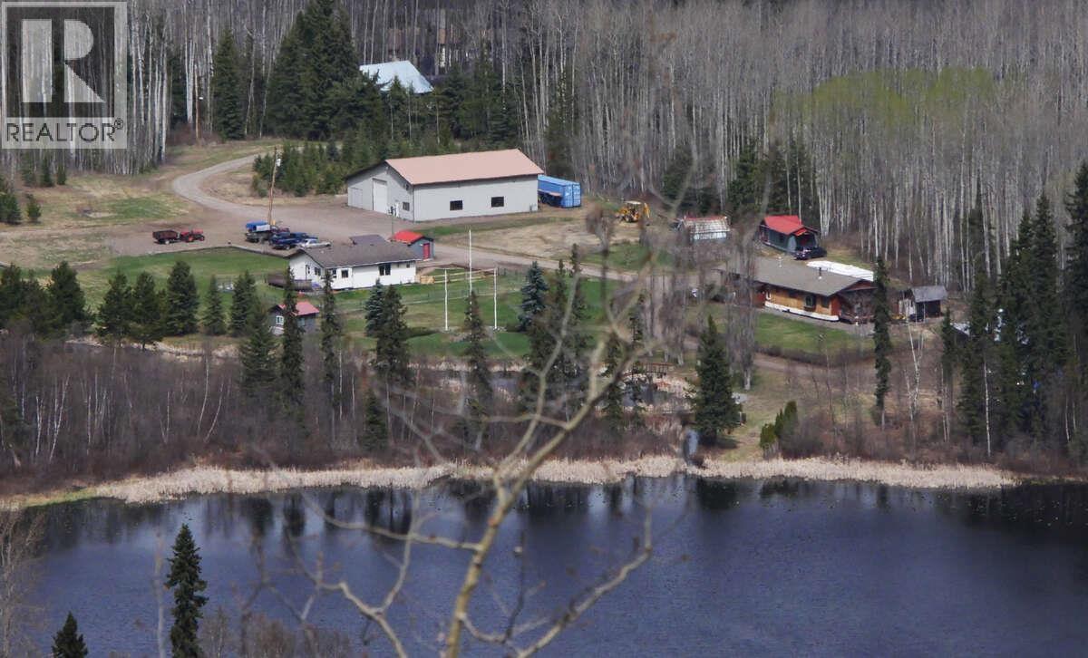 1055 HUDSON BAY MOUNTAIN ROAD - 1