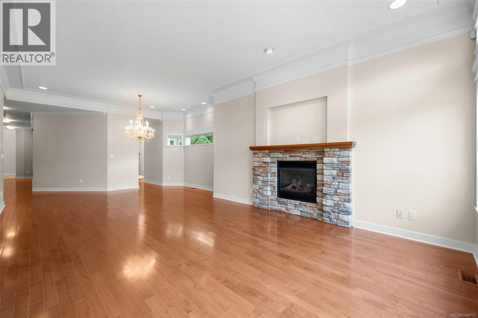 553 Heatherdale Lane - 9