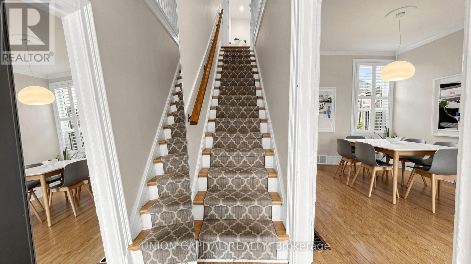 944 DUNDAS STREET E - 23