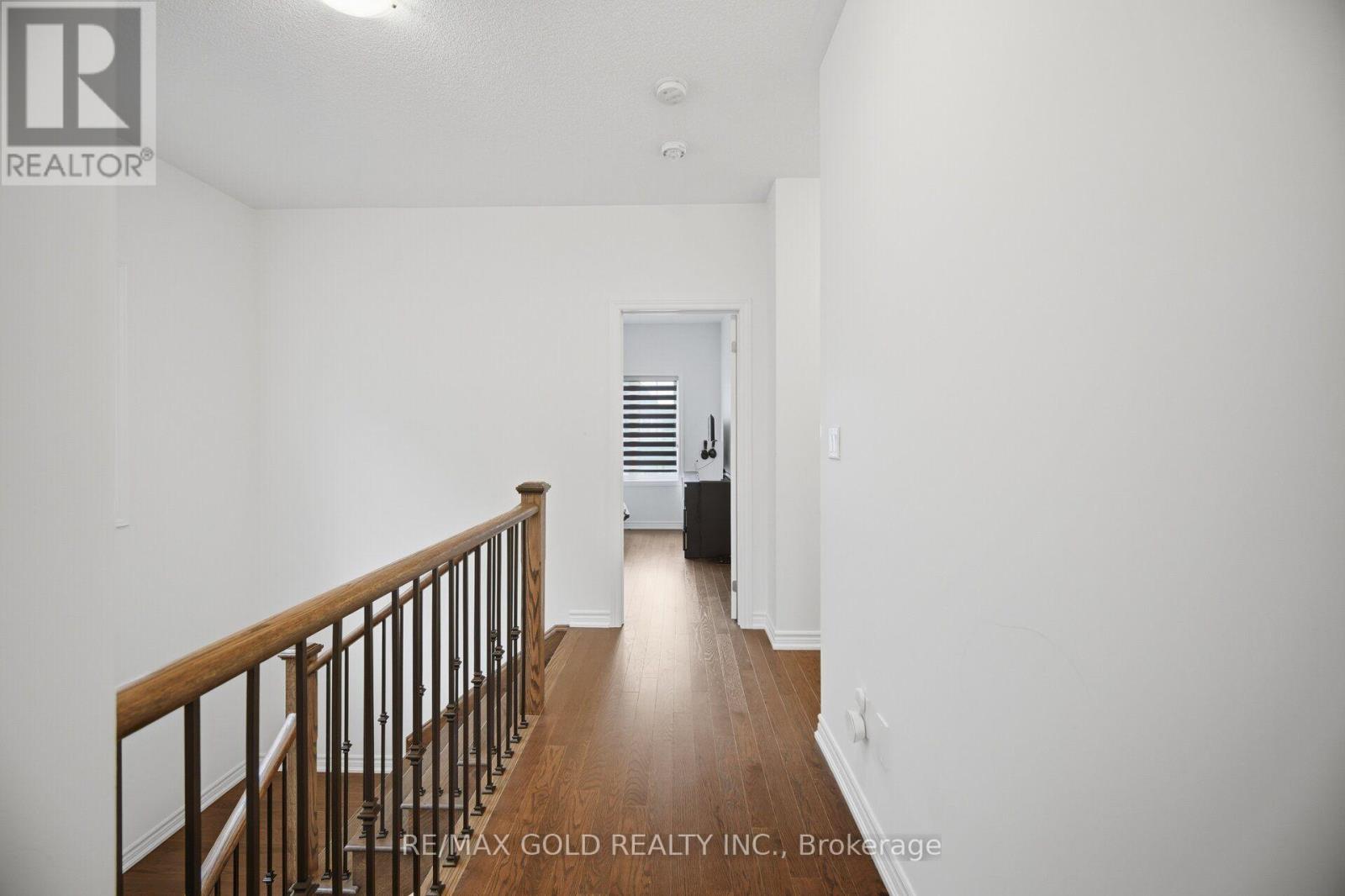 426 CORONATION ROAD - Image 22