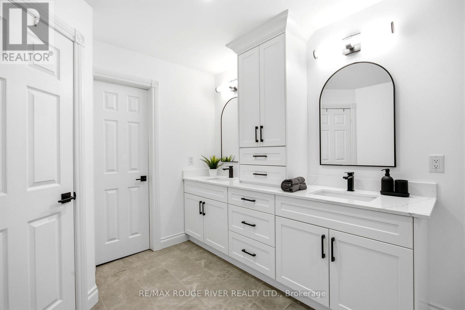 34 KENNETT DRIVE - 35