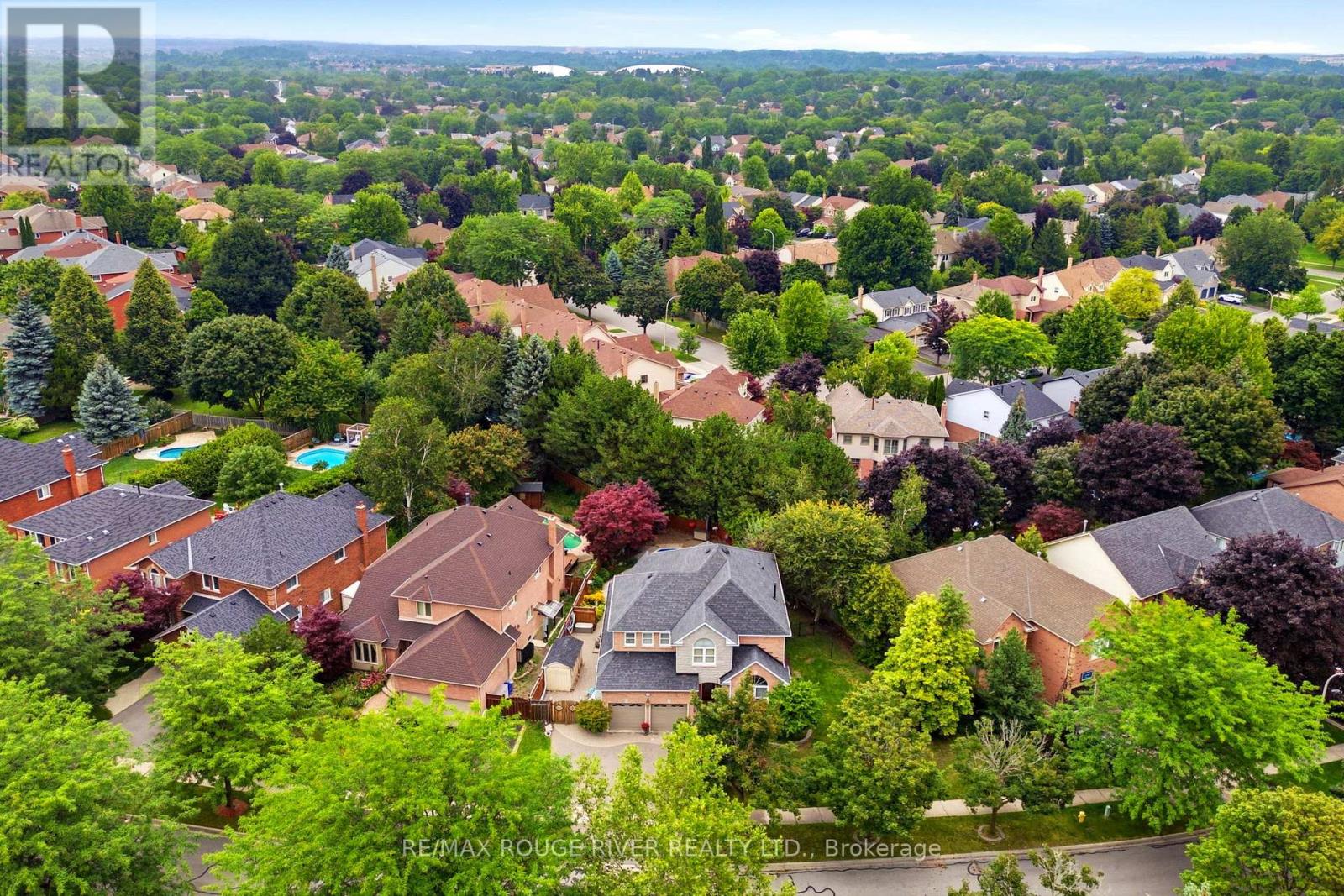 34 KENNETT DRIVE - 5