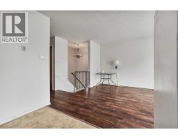 3pc Bathroom - 28 Cayuga Crescent W, Lethbridge, AB T1K5H5 Photo 7