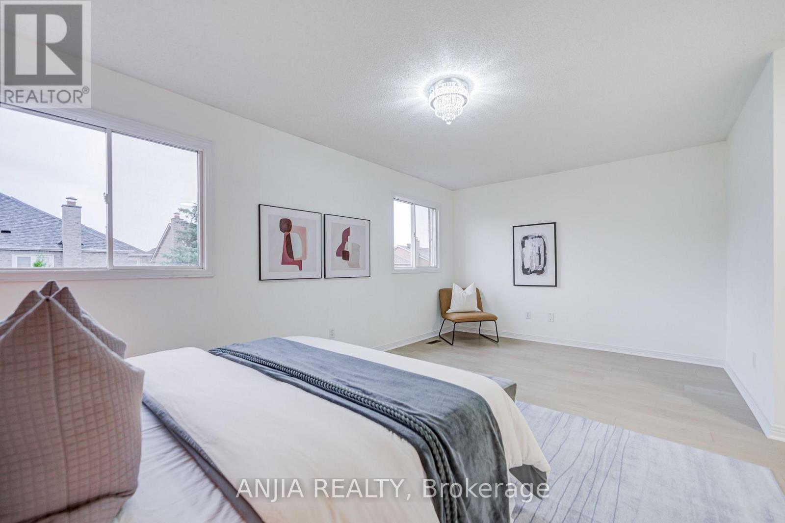 31 SHALLOWFORD COURT - 35