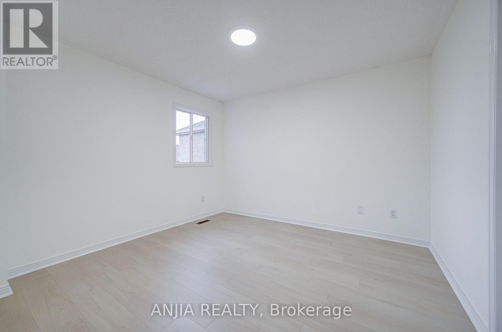 31 SHALLOWFORD COURT - 39