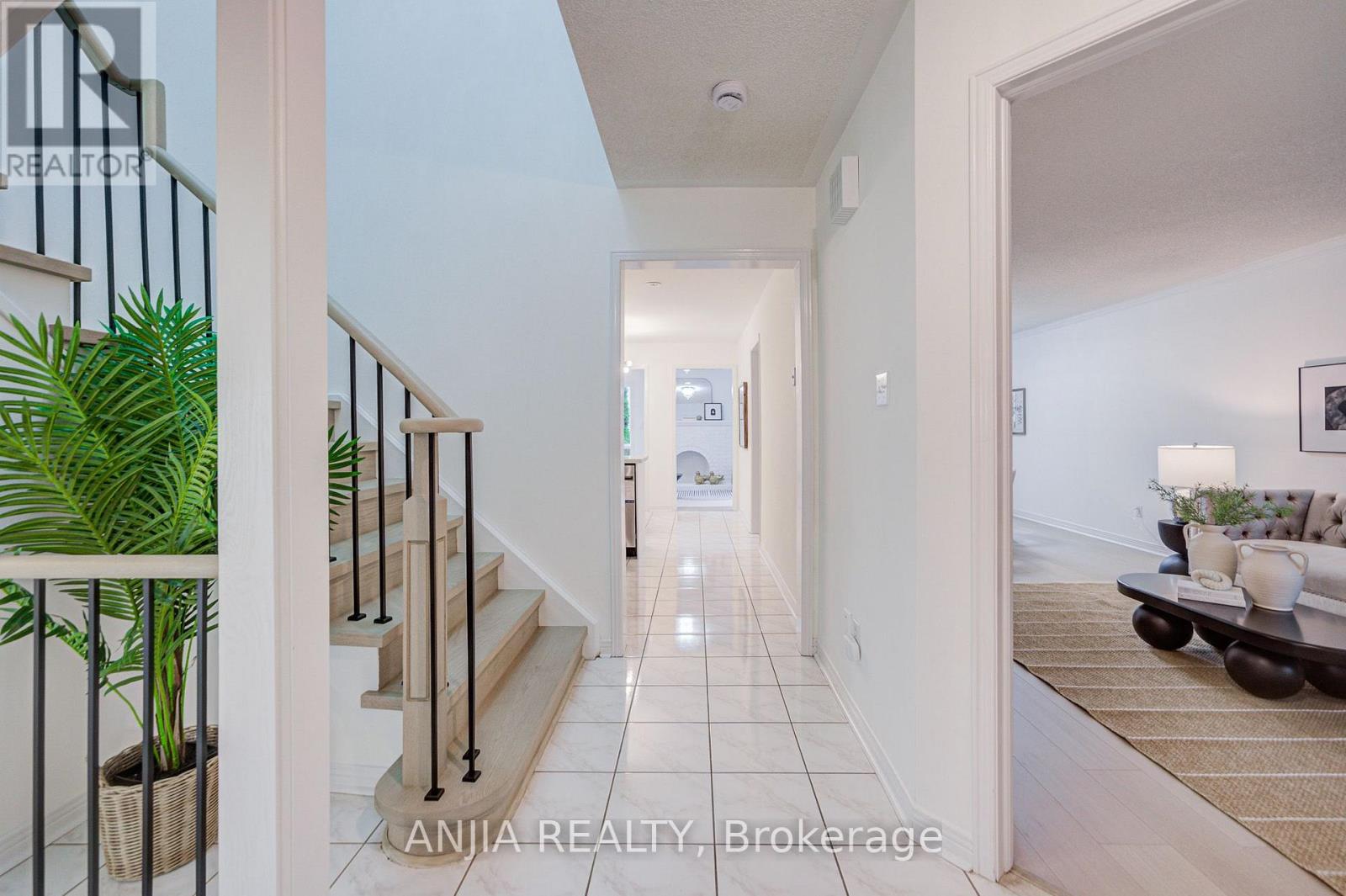 31 SHALLOWFORD COURT - 6