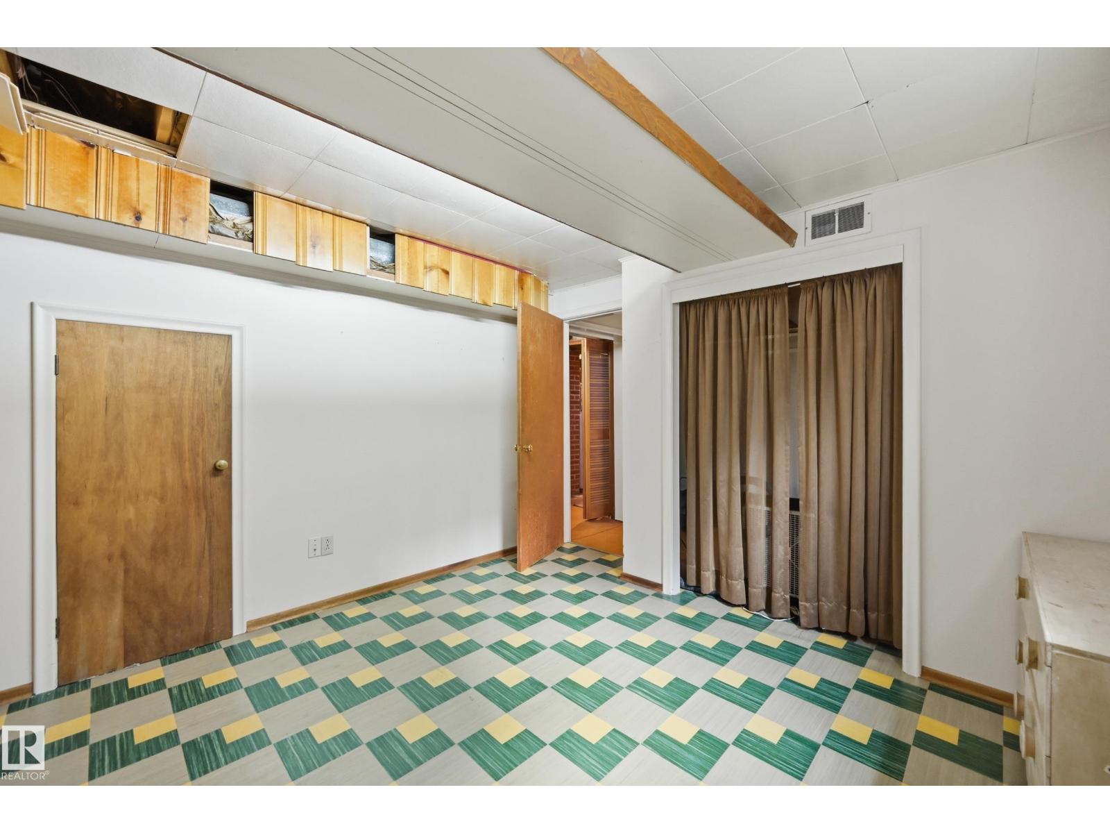 11310 110 Avenue NW - Photo 35