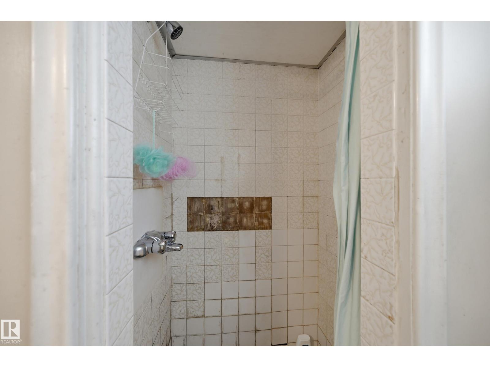 11310 110 Avenue NW - Photo 37