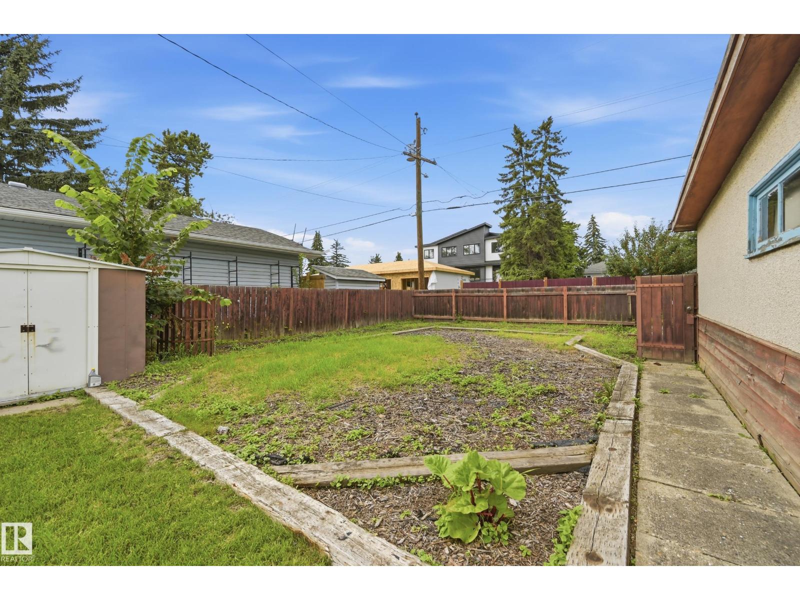 11310 110 Avenue NW - Photo 48