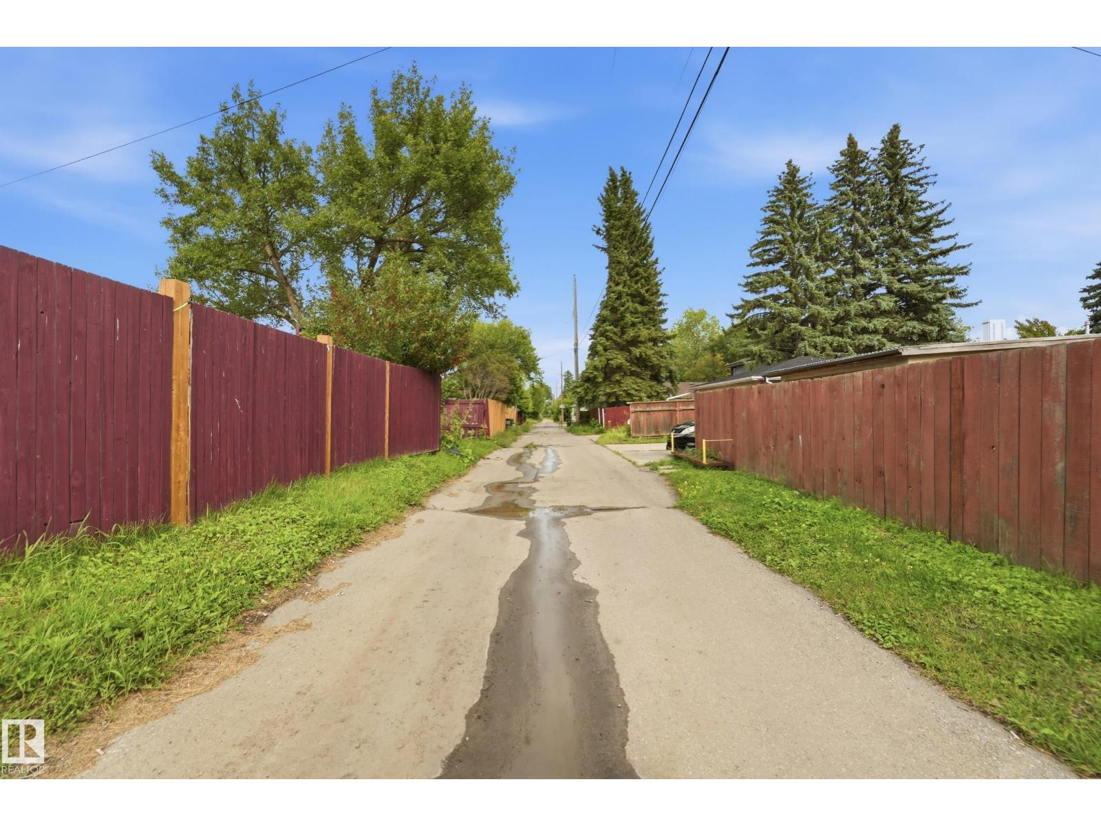 11310 110 AV NW - 51