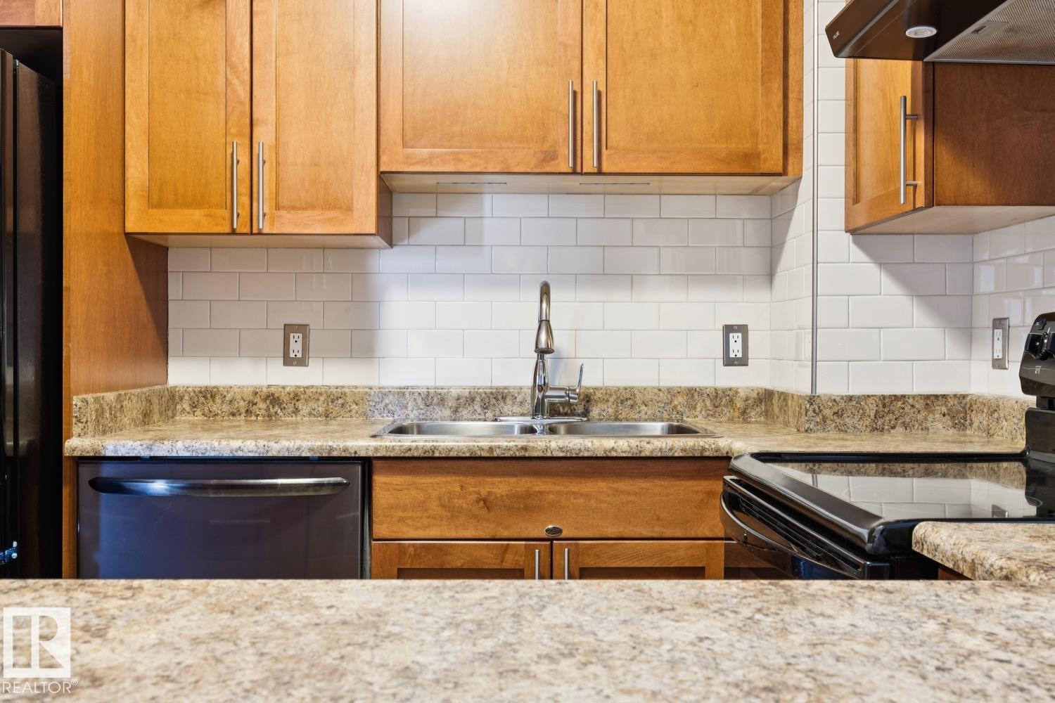 #408 9715 110 ST NW - 9