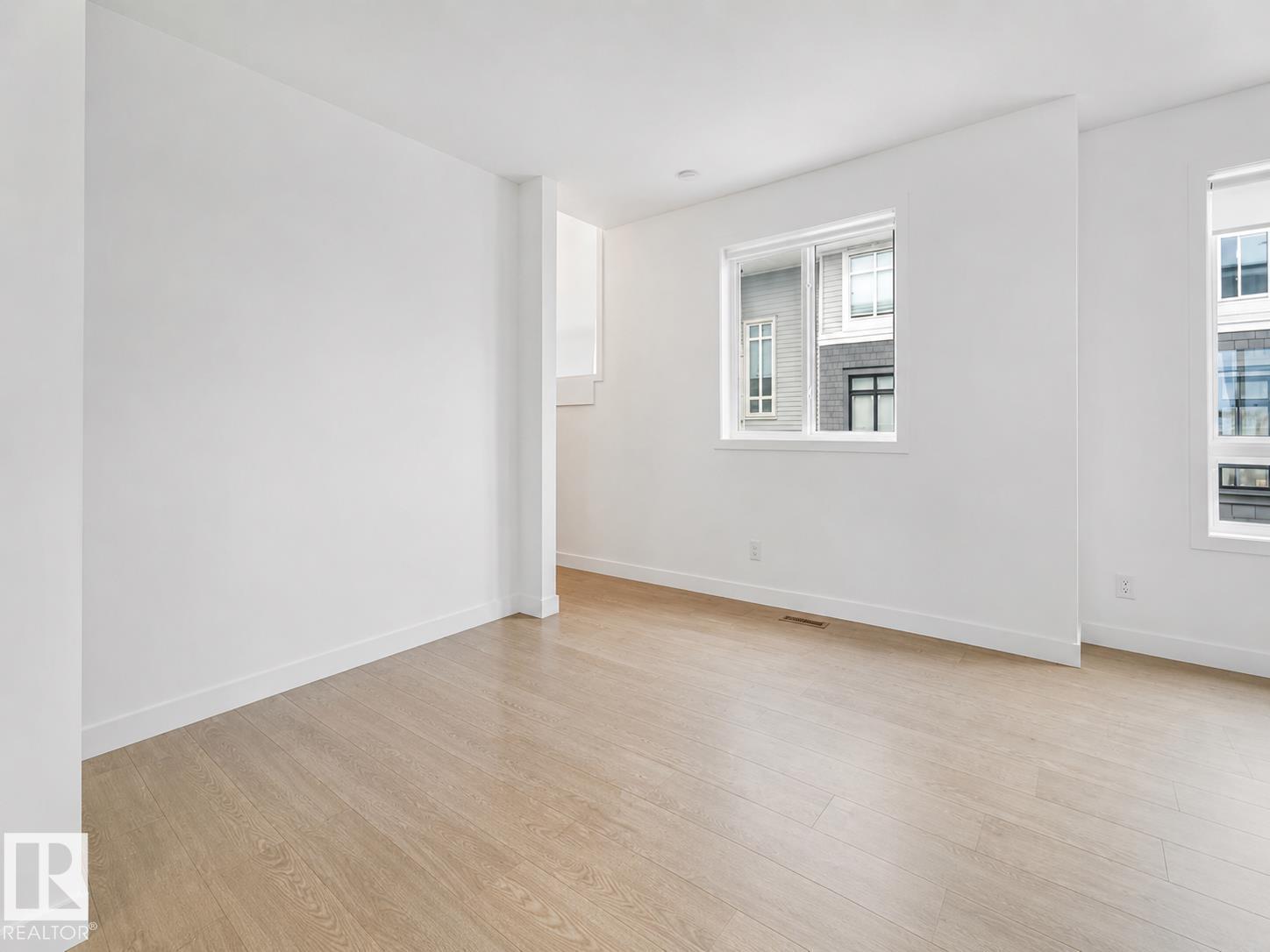 #528 857 BELMONT DR SW - 11