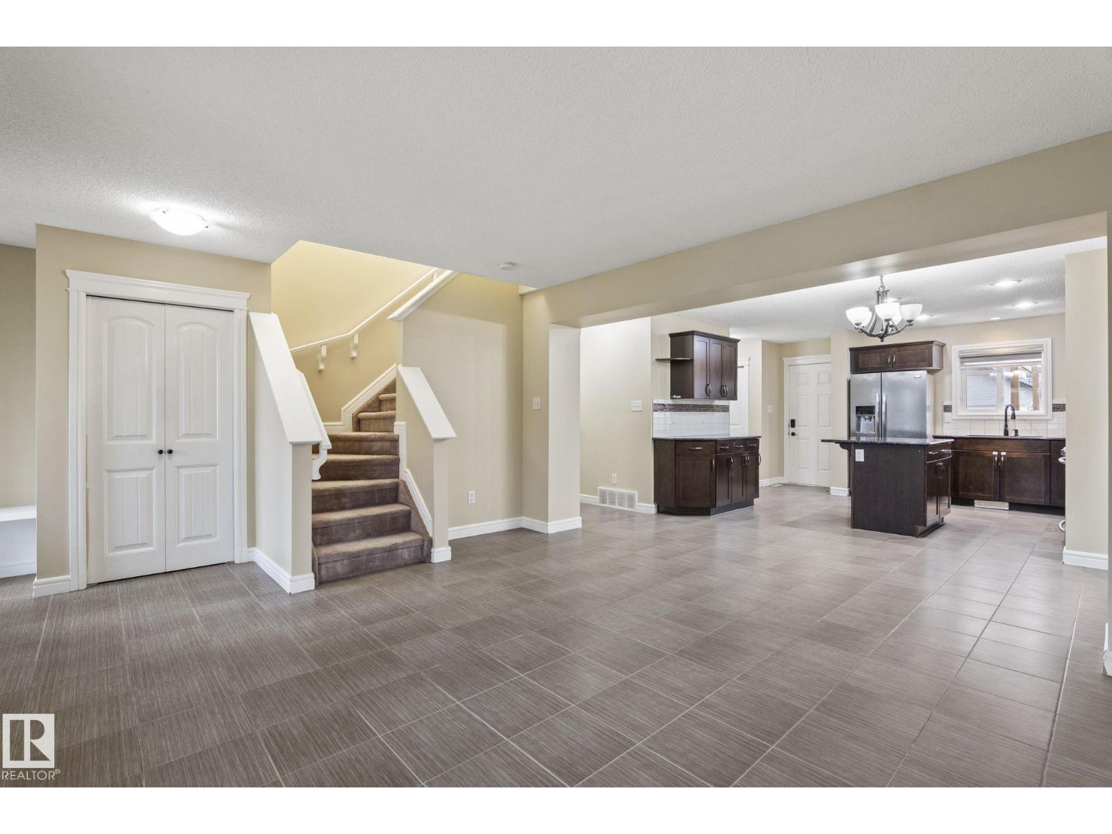 1209 30 Avenue NW - Photo 7