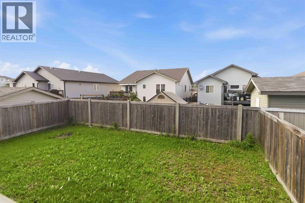 173 COYOTE Crescent - 40