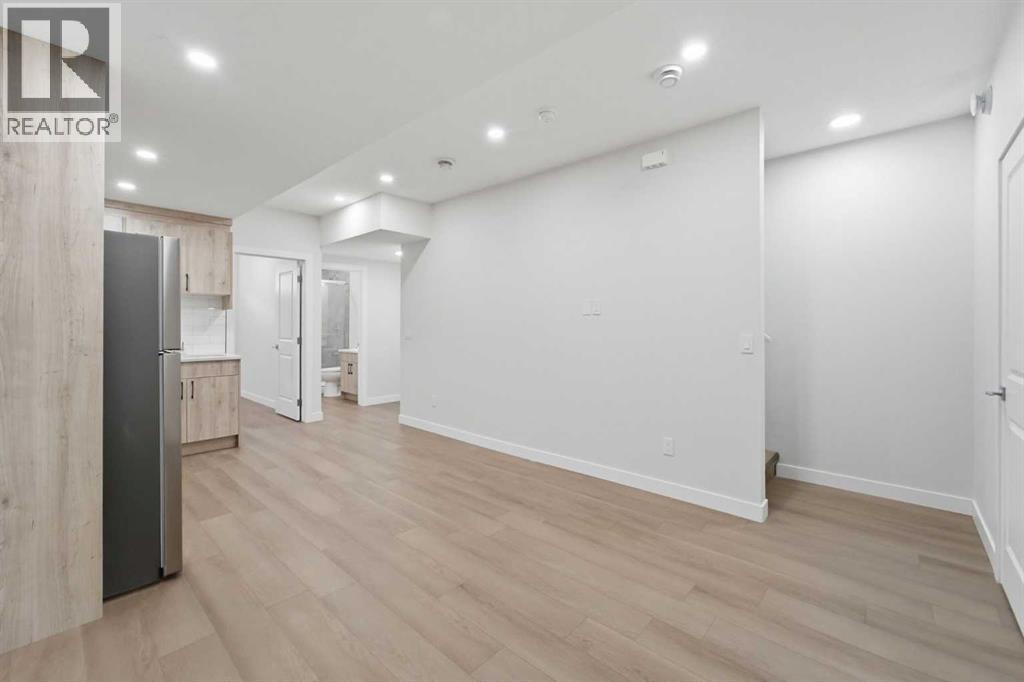 21 Corner Glen Row Northeast - Photo 35