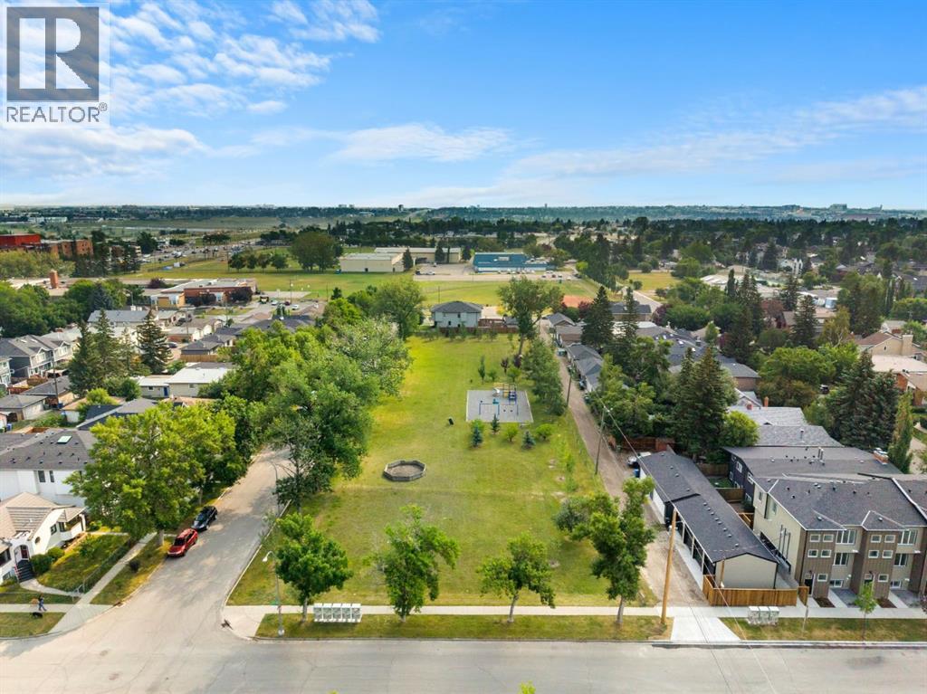 637 14 Avenue NE - Image 47