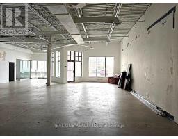 2 - 120 Mulock Drive, Newmarket, ON L3Y7C5 Photo 9