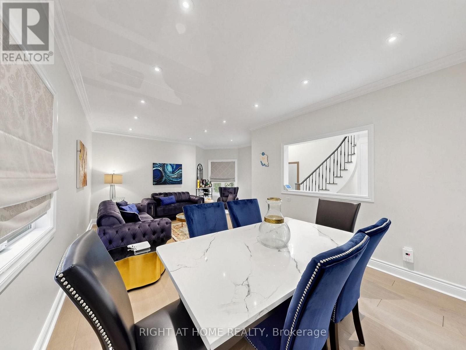 161 AUSTIN PAUL DRIVE N - 8