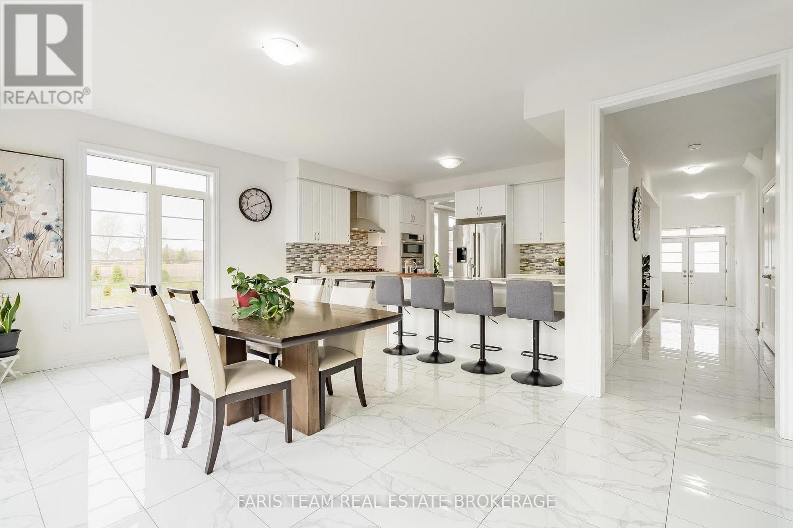 2263 LOZENBY STREET - 11