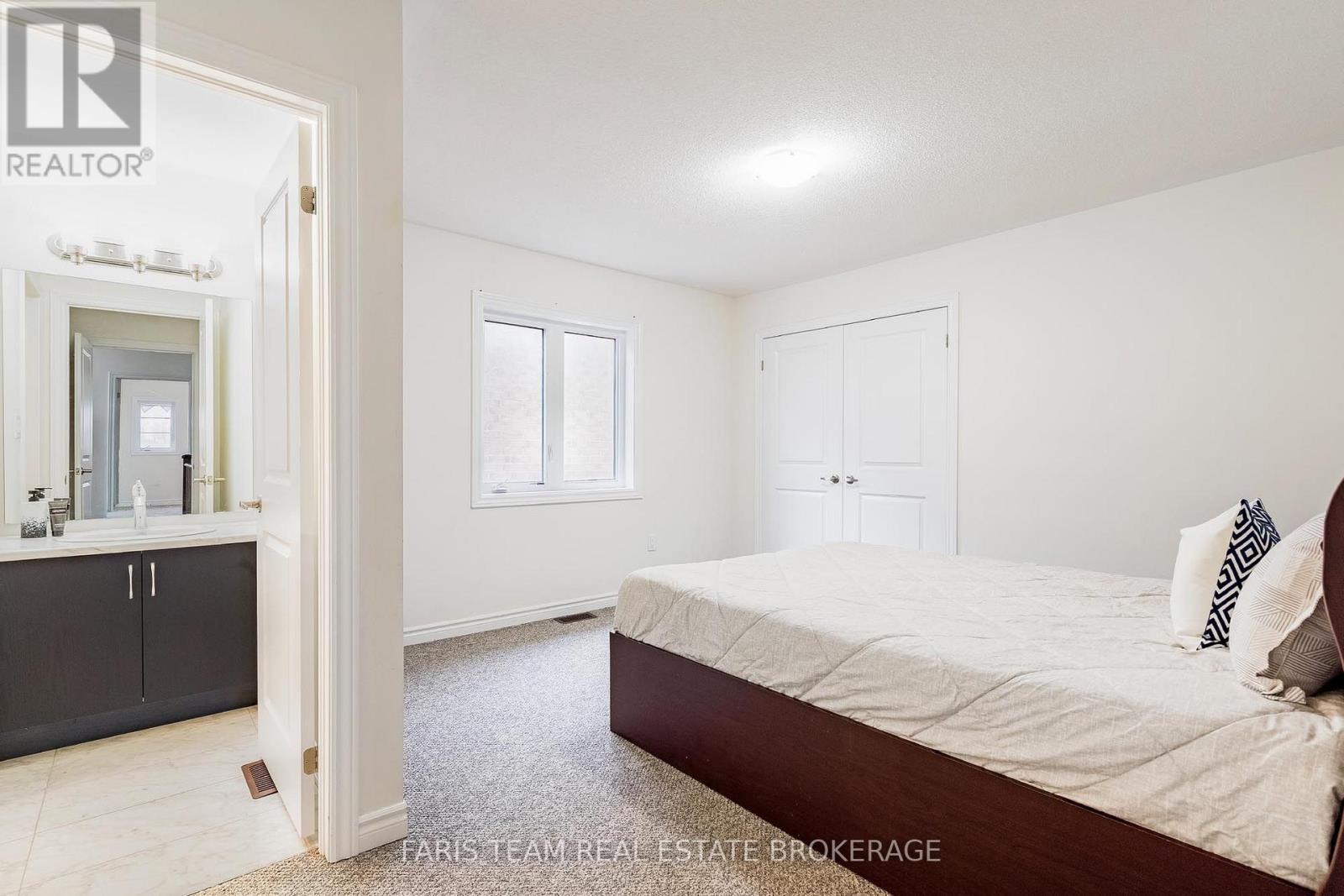 2263 LOZENBY STREET - 34