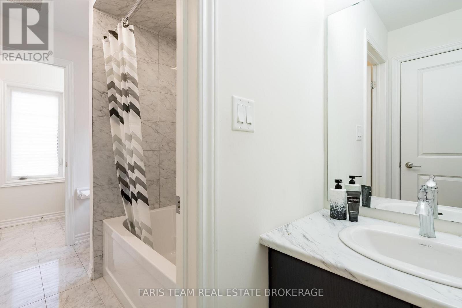 2263 LOZENBY STREET - Image 37