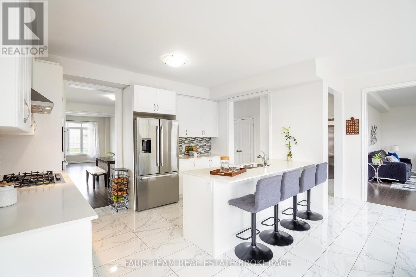 2263 LOZENBY STREET - Image 6