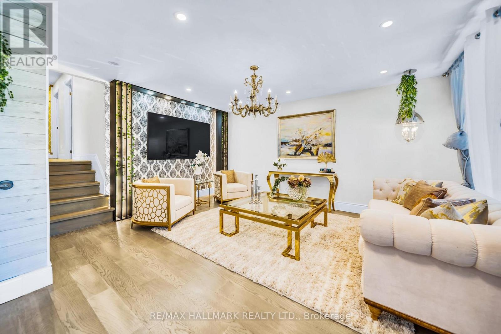 268 PASADENA DRIVE - 6