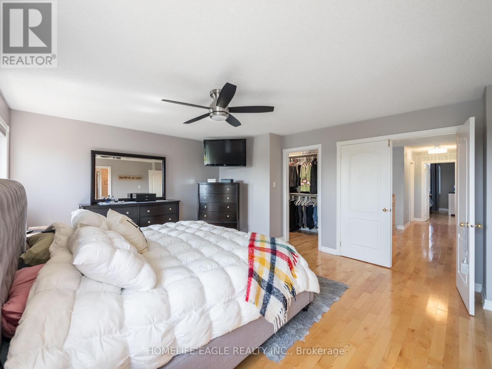 25 MEADOWVIEW DRIVE - 10