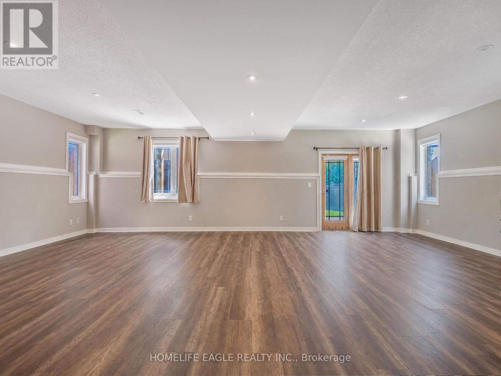 25 MEADOWVIEW DRIVE - Image 16
