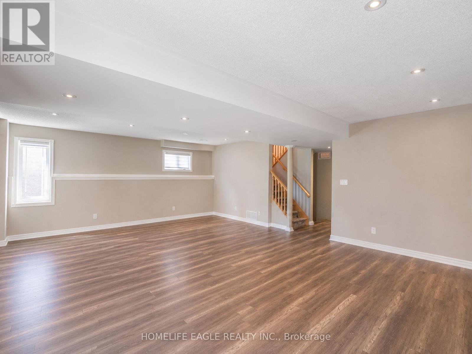 25 MEADOWVIEW DRIVE - Image 17